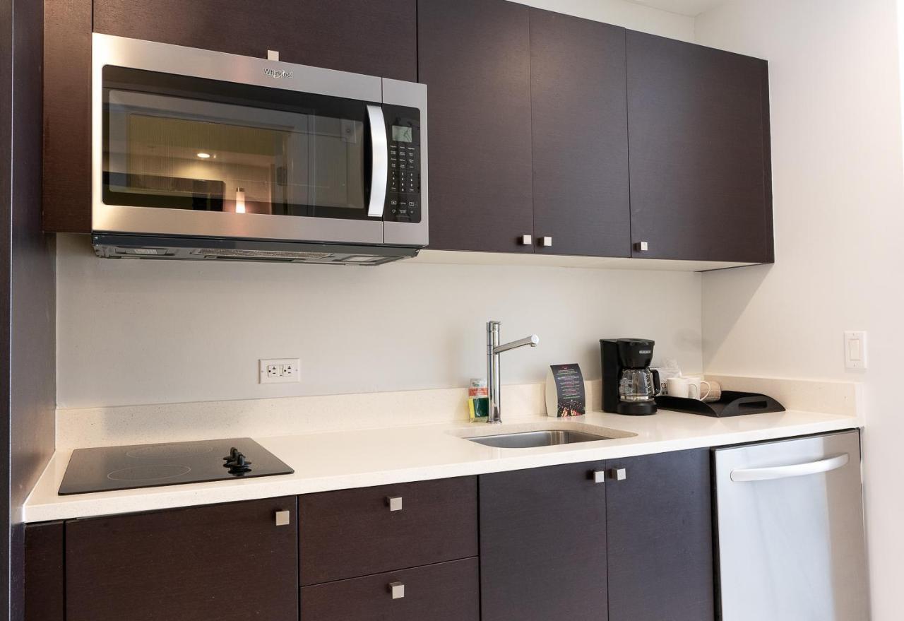 الشقق الفندقية مياميفي  Modern Private Studio - King Bed, Jacuzzi, Balcony And Pool المظهر الخارجي الصورة